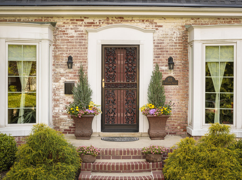 Front yard landscaping ideas